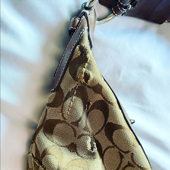 COACH MONOGRAM SIGNATURE BROWN HOBO PURSE - Picture 4 of 12